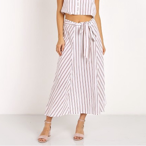 FAITHFULL THE BRAND Caribe Wrap Skirt in Natural Bay Stripe Print - Picture 4 of 5